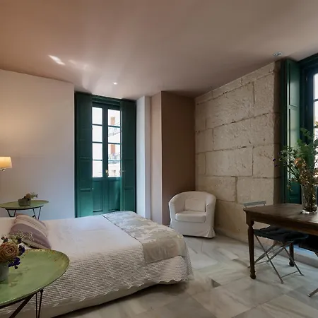 灯火大教堂公寓 * 阿利坎特