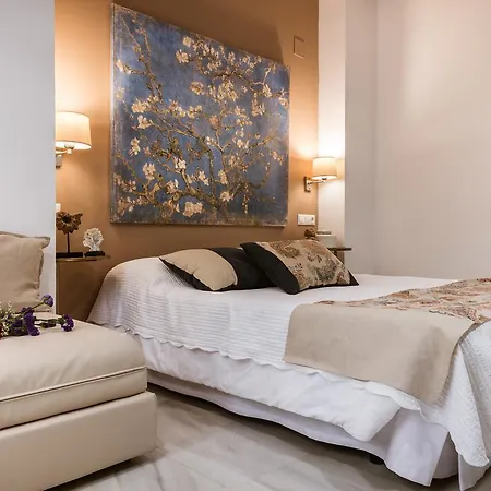 灯火大教堂公寓 *